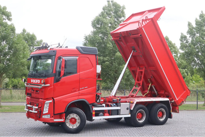 Volvo FH 540 | 6X4 | RETARDER | BIG AXLES | EURO 6 - Kipper vrachtwagen: afbeelding 1 Volvo FH 540 | 6X4 | RETARDER | BIG AXLES | EURO 6 - Kipper vrachtwagen: afbeelding 1