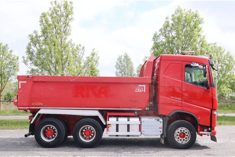 Volvo FH 540 | 6X4 | TANDEMLIFT | BIG AXLES | RETARDER | EURO 6 - Kipper vrachtwagen: afbeelding 4 Volvo FH 540 | 6X4 | TANDEMLIFT | BIG AXLES | RETARDER | EURO 6 - Kipper vrachtwagen: afbeelding 4