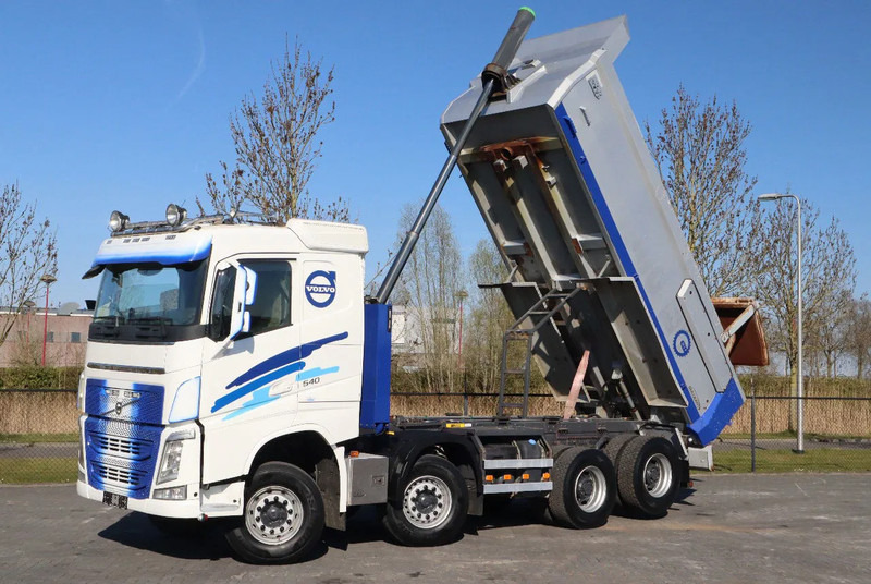 Volvo FH 540 | 8X4 | TANDEMLIFT | RETARDER | BIG AXLES | EURO 6 - Kipper vrachtwagen: afbeelding 1 Volvo FH 540 | 8X4 | TANDEMLIFT | RETARDER | BIG AXLES | EURO 6 - Kipper vrachtwagen: afbeelding 1