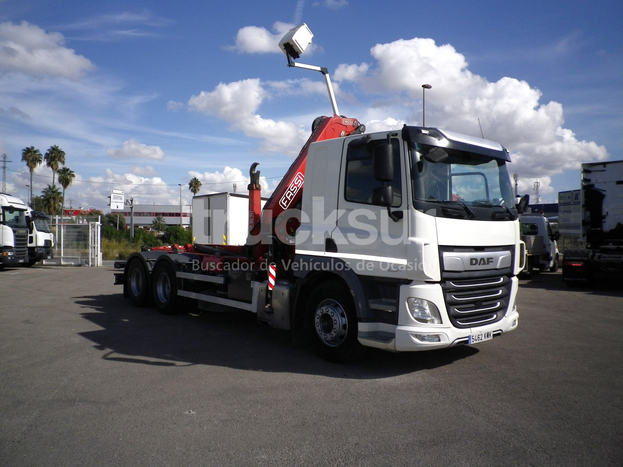 DAF CF450 - Haakarmsysteem vrachtwagen: afbeelding 2 DAF CF450 - Haakarmsysteem vrachtwagen: afbeelding 2