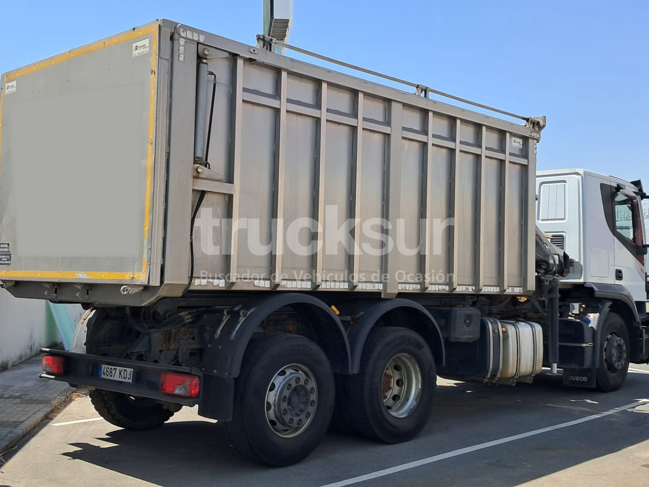 IVECO AT260SY/PS 360CV - Kipper vrachtwagen, Kraanwagen: afbeelding 2 IVECO AT260SY/PS 360CV - Kipper vrachtwagen, Kraanwagen: afbeelding 2