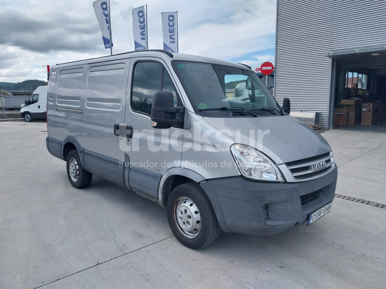 IVECO DAILY 35S12 7M3 - Bestelwagen gesloten laadbak: afbeelding 2 IVECO DAILY 35S12 7M3 - Bestelwagen gesloten laadbak: afbeelding 2
