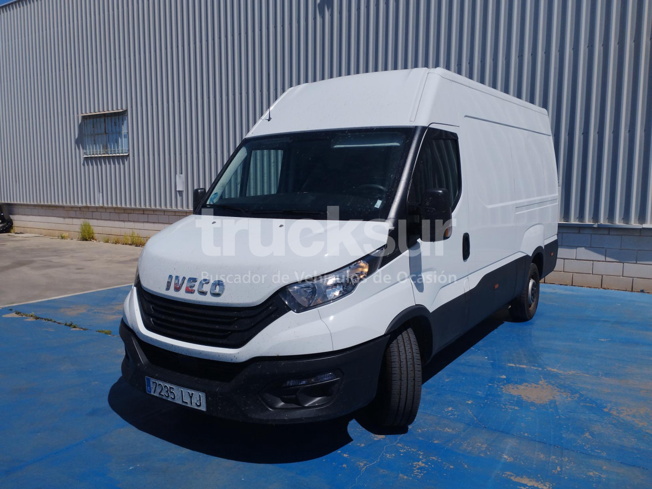 IVECO DAILY 35S16 F 12M3 - Bestelwagen gesloten laadbak: afbeelding 1 IVECO DAILY 35S16 F 12M3 - Bestelwagen gesloten laadbak: afbeelding 1