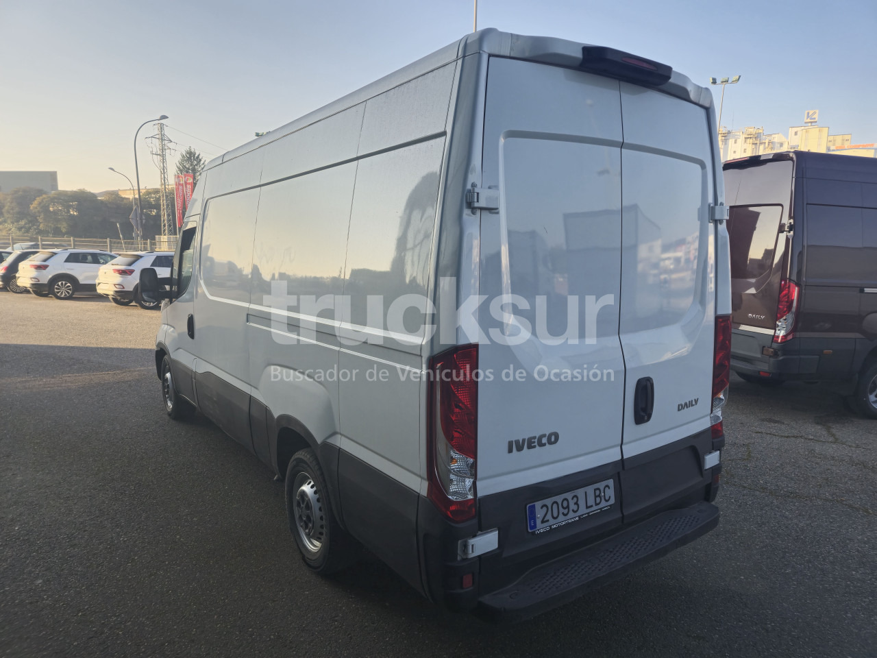 IVECO DAILY 35S16V 12M3 - Bestelwagen gesloten laadbak: afbeelding 4 IVECO DAILY 35S16V 12M3 - Bestelwagen gesloten laadbak: afbeelding 4