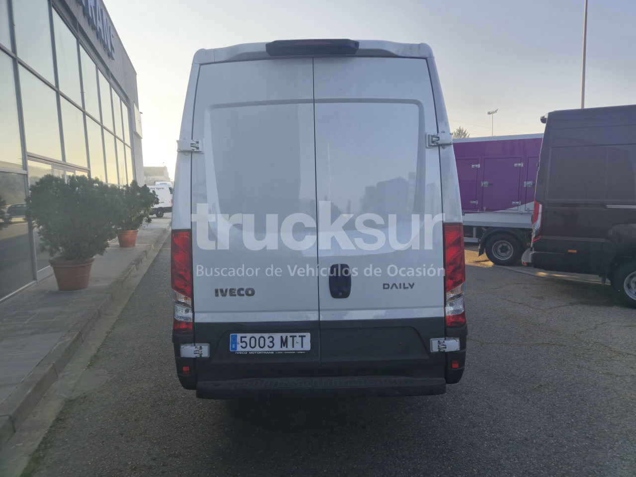 IVECO DAILY 35S16V 12M3 - Bestelwagen gesloten laadbak: afbeelding 5 IVECO DAILY 35S16V 12M3 - Bestelwagen gesloten laadbak: afbeelding 5