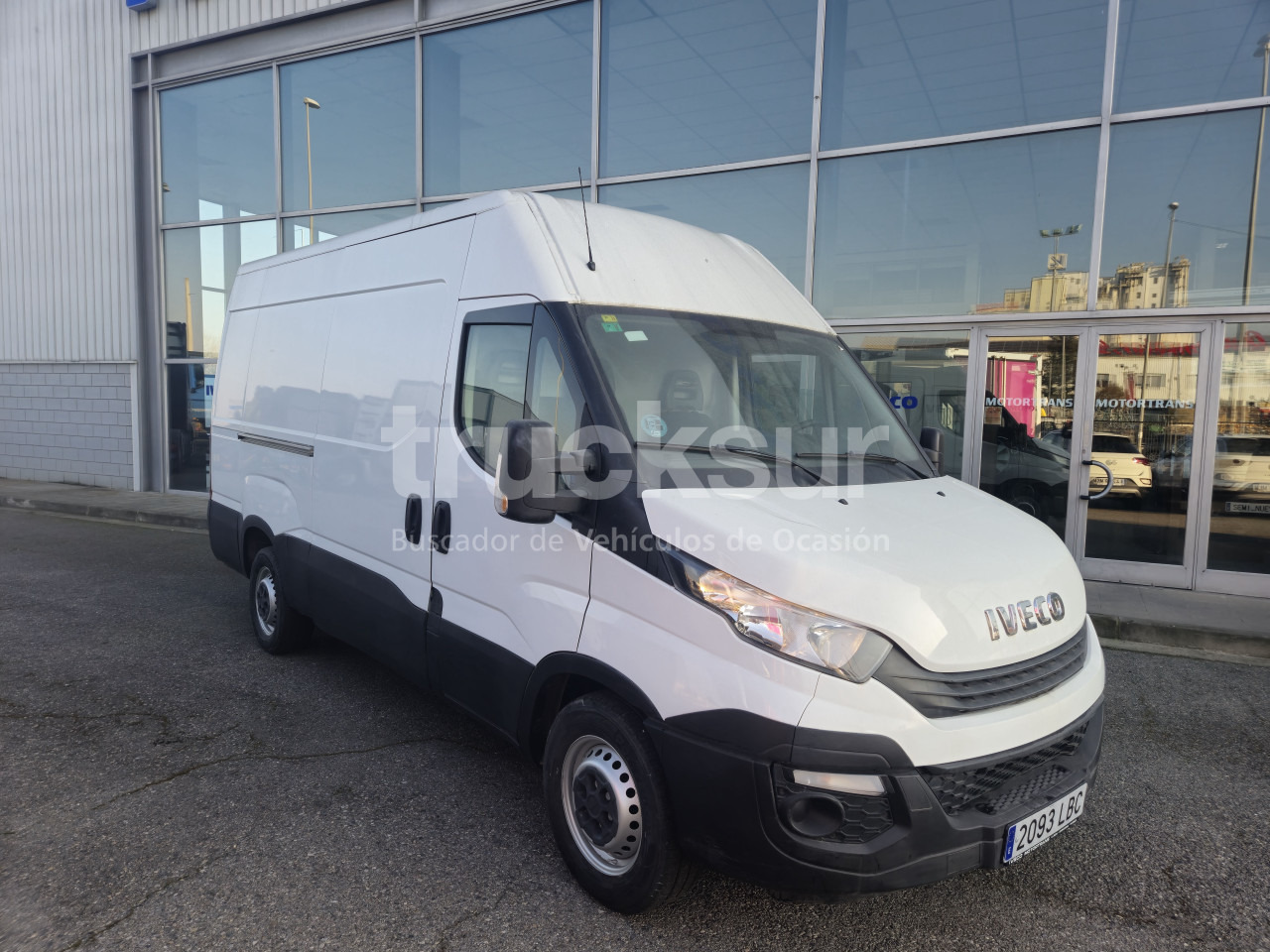 IVECO DAILY 35S16V 12M3 - Bestelwagen gesloten laadbak: afbeelding 3 IVECO DAILY 35S16V 12M3 - Bestelwagen gesloten laadbak: afbeelding 3
