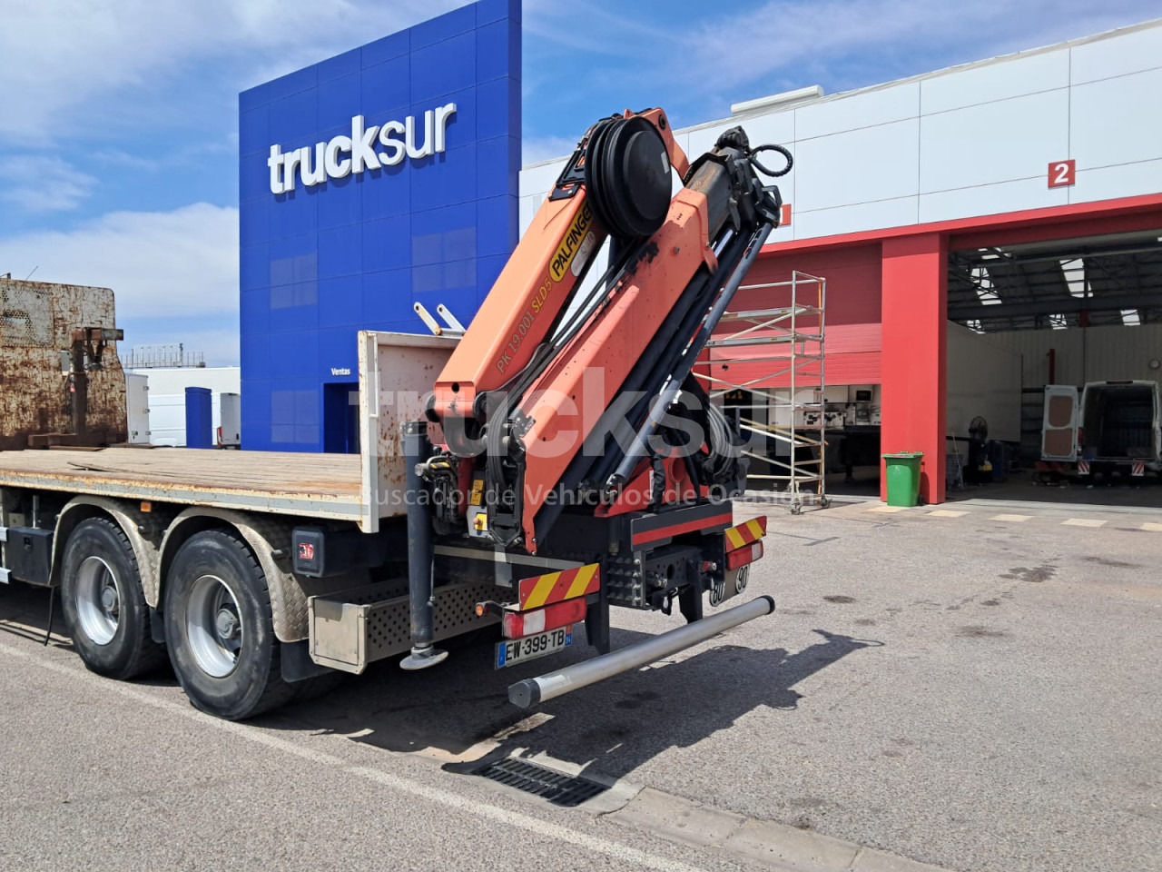 RENAULT C380.26 - Vrachtwagen met open laadbak, Kraanwagen: afbeelding 4 RENAULT C380.26 - Vrachtwagen met open laadbak, Kraanwagen: afbeelding 4