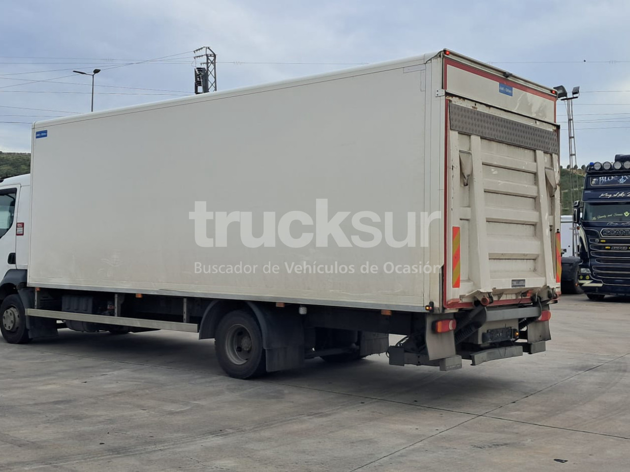RENAULT D12.240 - Bakwagen: afbeelding 4 RENAULT D12.240 - Bakwagen: afbeelding 4