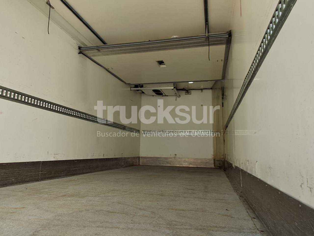 RENAULT D13.240 - Koelwagen vrachtwagen: afbeelding 5 RENAULT D13.240 - Koelwagen vrachtwagen: afbeelding 5