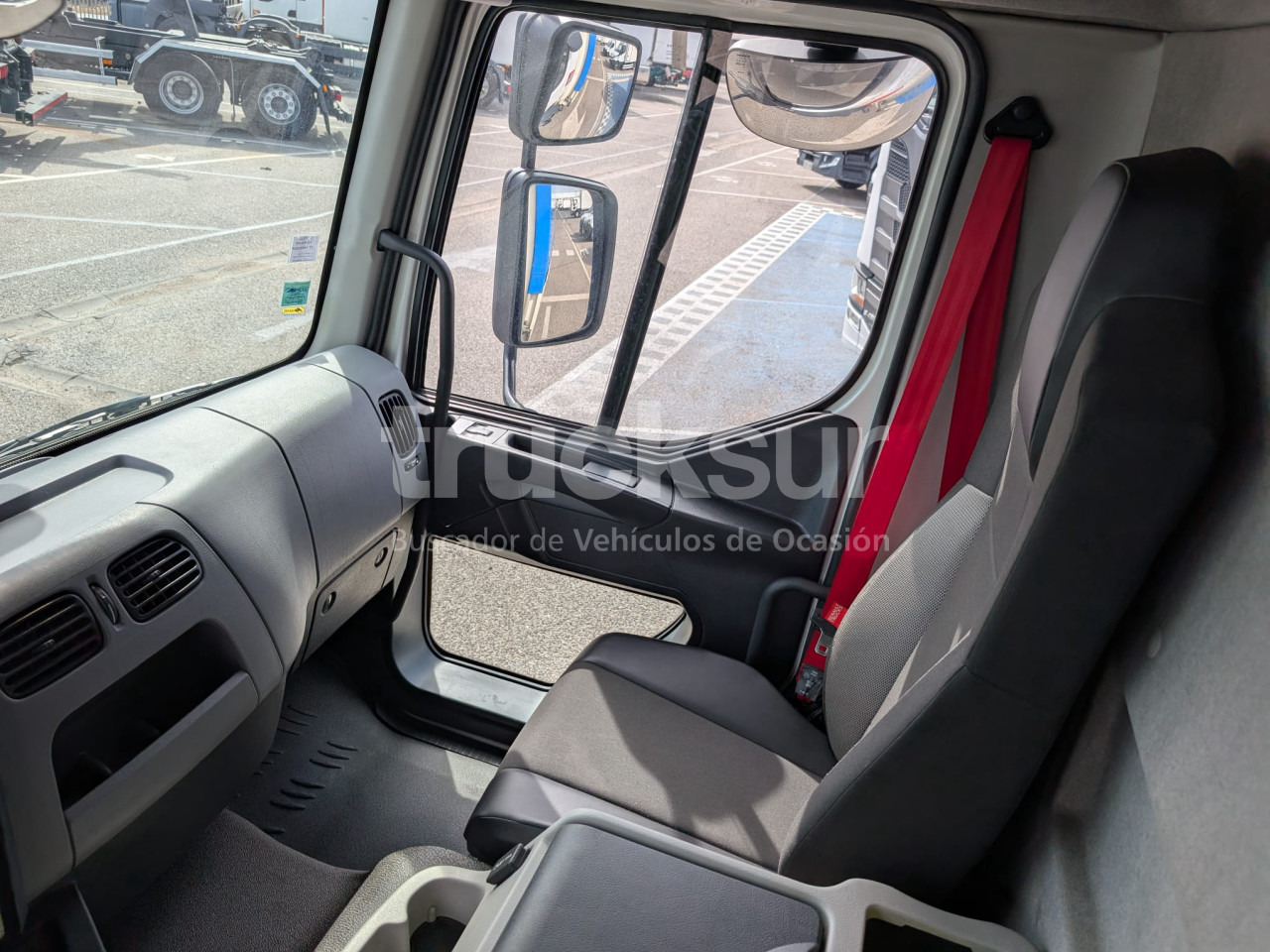 Schuifzeilen vrachtwagen RENAULT D240.12: afbeelding 9