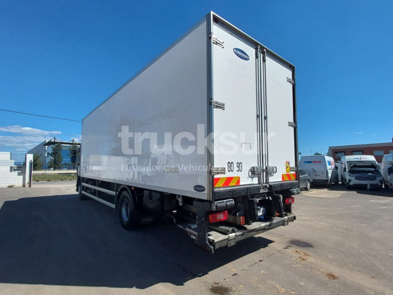 RENAULT D280 - Koelwagen vrachtwagen: afbeelding 4 RENAULT D280 - Koelwagen vrachtwagen: afbeelding 4