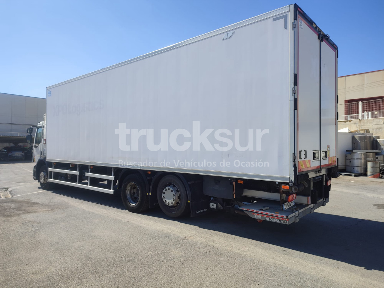 RENAULT D320.26 ejes 6x2*4 - Koelwagen vrachtwagen: afbeelding 3 RENAULT D320.26 ejes 6x2*4 - Koelwagen vrachtwagen: afbeelding 3
