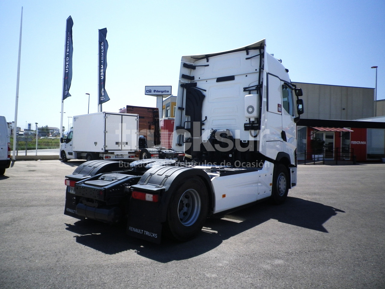 RENAULT T520 HIGH SLEEPER CAB - Trekker: afbeelding 4 RENAULT T520 HIGH SLEEPER CAB - Trekker: afbeelding 4