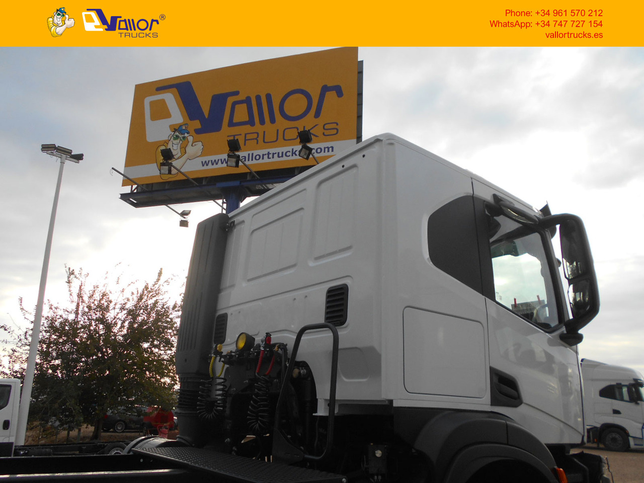 IVECO T-WAY 470 6x4 - - ONLY FOR EXPORT - Trekker: afbeelding 4 IVECO T-WAY 470 6x4 - - ONLY FOR EXPORT - Trekker: afbeelding 4