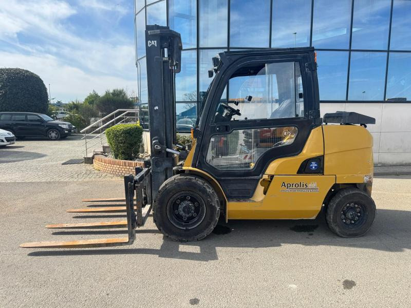 Caterpillar DP45NT - Diesel heftruck: afbeelding 4 Caterpillar DP45NT - Diesel heftruck: afbeelding 4