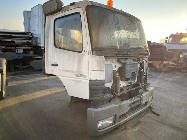 Mercedes ATEGO - Cabine voor Vrachtwagen: afbeelding 2 Mercedes ATEGO - Cabine voor Vrachtwagen: afbeelding 2