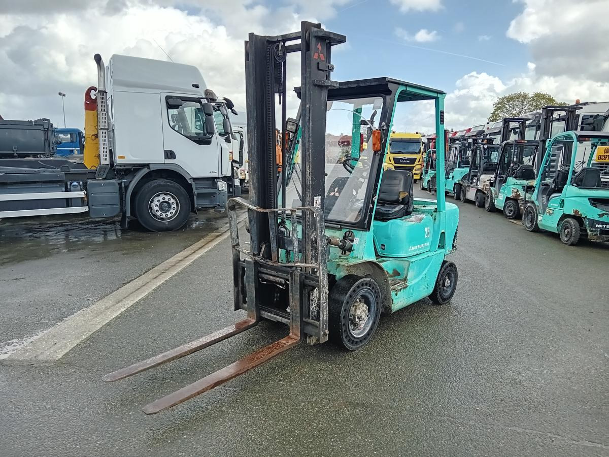 Mitsubishi FD25N - Diesel heftruck: afbeelding 1 Mitsubishi FD25N - Diesel heftruck: afbeelding 1