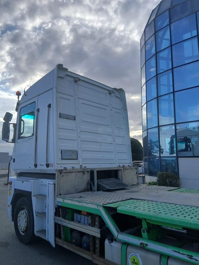 Renault Magnum 440 DXI - Vrachtwagen met open laadbak: afbeelding 4 Renault Magnum 440 DXI - Vrachtwagen met open laadbak: afbeelding 4