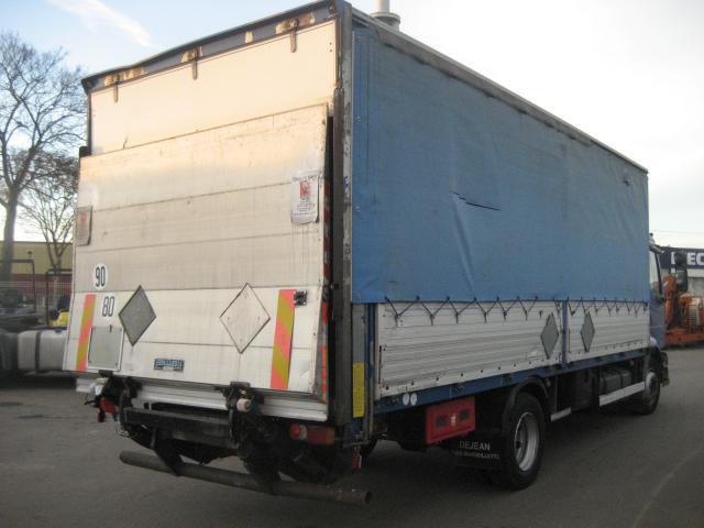 Renault Midlum 180 - Schuifzeilen vrachtwagen: afbeelding 3 Renault Midlum 180 - Schuifzeilen vrachtwagen: afbeelding 3