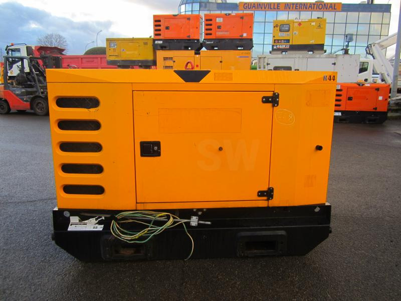 Sdmo R44 - Industrie generator: afbeelding 1 Sdmo R44 - Industrie generator: afbeelding 1