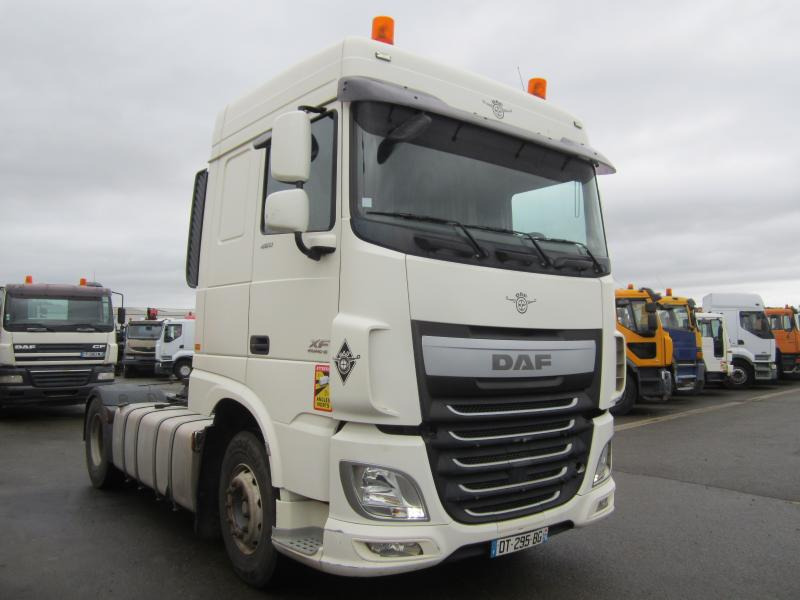 DAF XF105 460 - Trekker: afbeelding 2 DAF XF105 460 - Trekker: afbeelding 2