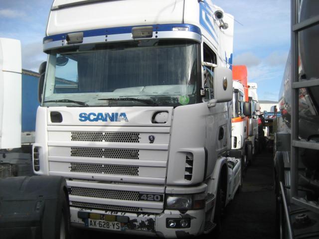 Scania L 124L420 - Trekker: afbeelding 1 Scania L 124L420 - Trekker: afbeelding 1