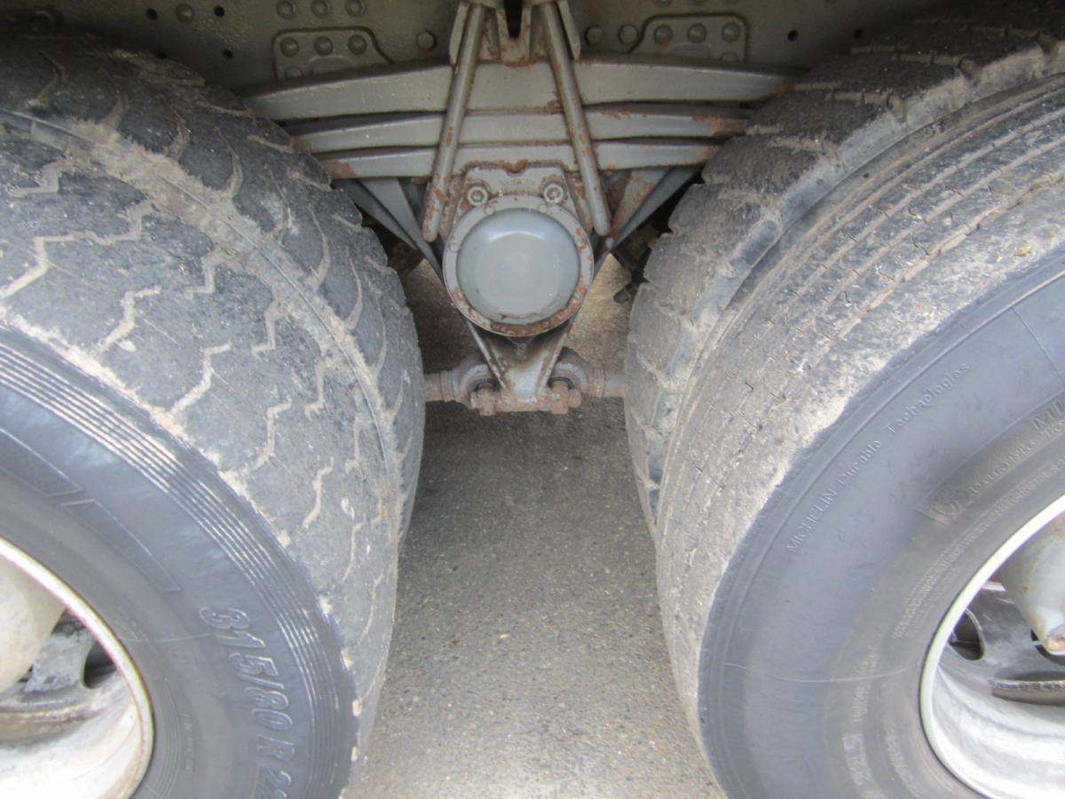 Volvo FH12 - Haakarmsysteem vrachtwagen: afbeelding 3 Volvo FH12 - Haakarmsysteem vrachtwagen: afbeelding 3