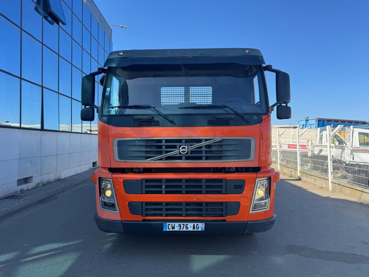 Volvo FM 380 - Portaalarmsysteem vrachtwagen: afbeelding 2 Volvo FM 380 - Portaalarmsysteem vrachtwagen: afbeelding 2