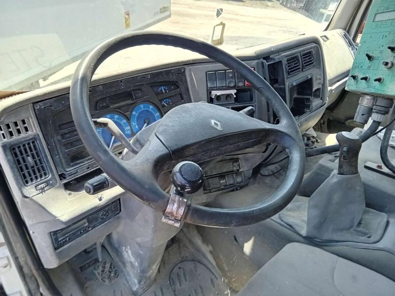 Renault Kerax - Vrachtwagen: afbeelding 3 Renault Kerax - Vrachtwagen: afbeelding 3
