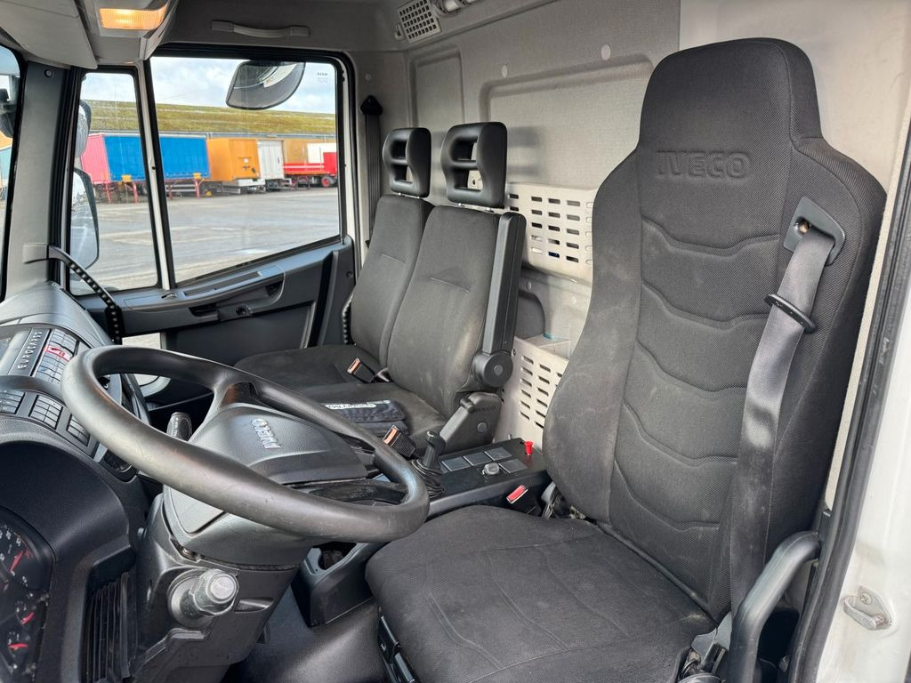 Iveco 180E32 4x2 Schmitz / Thermo King T-1200R Spectru - Koelwagen vrachtwagen: afbeelding 5 Iveco 180E32 4x2 Schmitz / Thermo King T-1200R Spectru - Koelwagen vrachtwagen: afbeelding 5