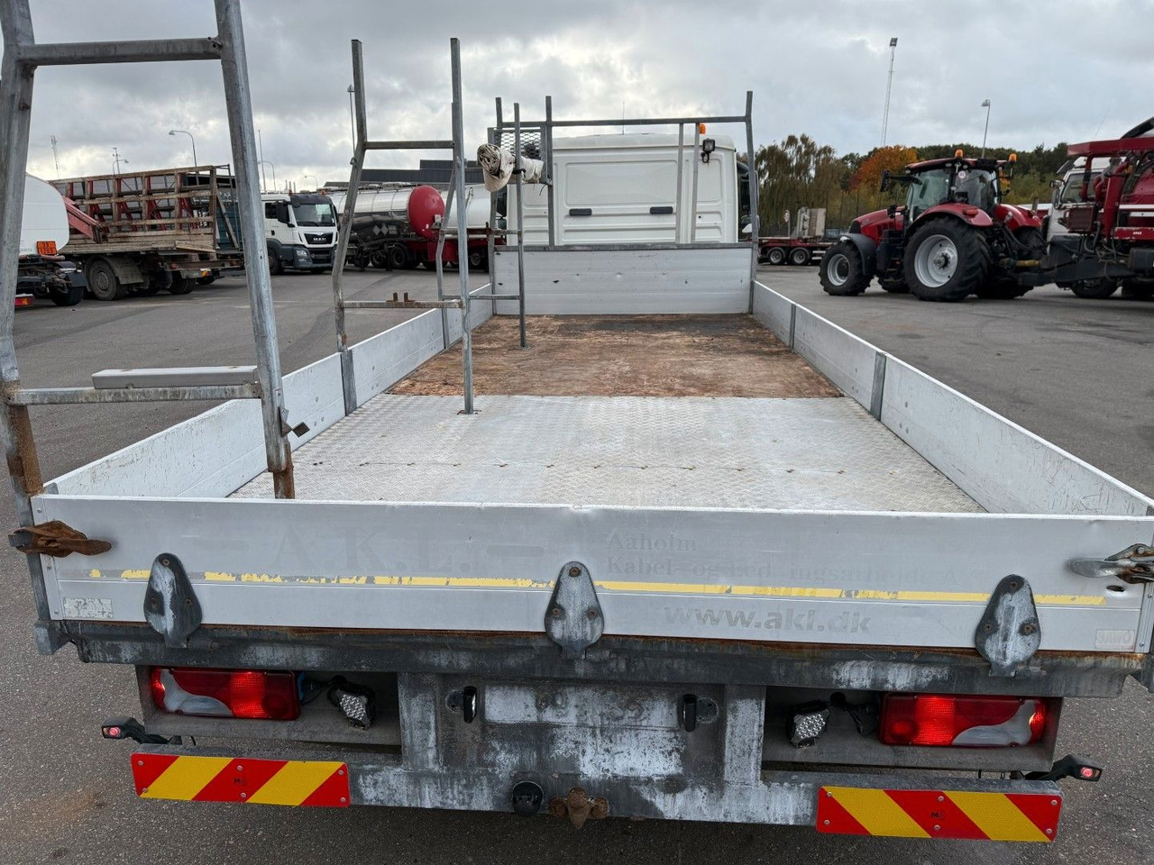 MAN TGL 10.180 4x2 Flatbed 6,,80 m. Euro 3 - Vrachtwagen met open laadbak: afbeelding 5 MAN TGL 10.180 4x2 Flatbed 6,,80 m. Euro 3 - Vrachtwagen met open laadbak: afbeelding 5
