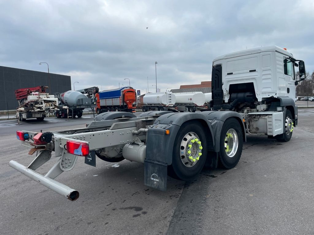 MAN TGS 26.440 6x2*4 ADR Fahrgestell Euro 6 MAN TGS 26.440 6x2*4 ADR Fahrgestell Euro 6 - Chassis vrachtwagen: afbeelding 3 MAN TGS 26.440 6x2*4 ADR Fahrgestell Euro 6 MAN TGS 26.440 6x2*4 ADR Fahrgestell Euro 6 - Chassis vrachtwagen: afbeelding 3