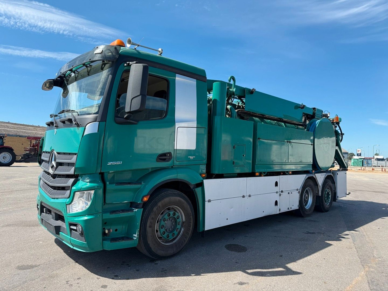 Mercedes-Benz Actros 2551 6x2*4 Hvidtved Larsen Flexline 311 - Vacuümwagen: afbeelding 1 Mercedes-Benz Actros 2551 6x2*4 Hvidtved Larsen Flexline 311 - Vacuümwagen: afbeelding 1