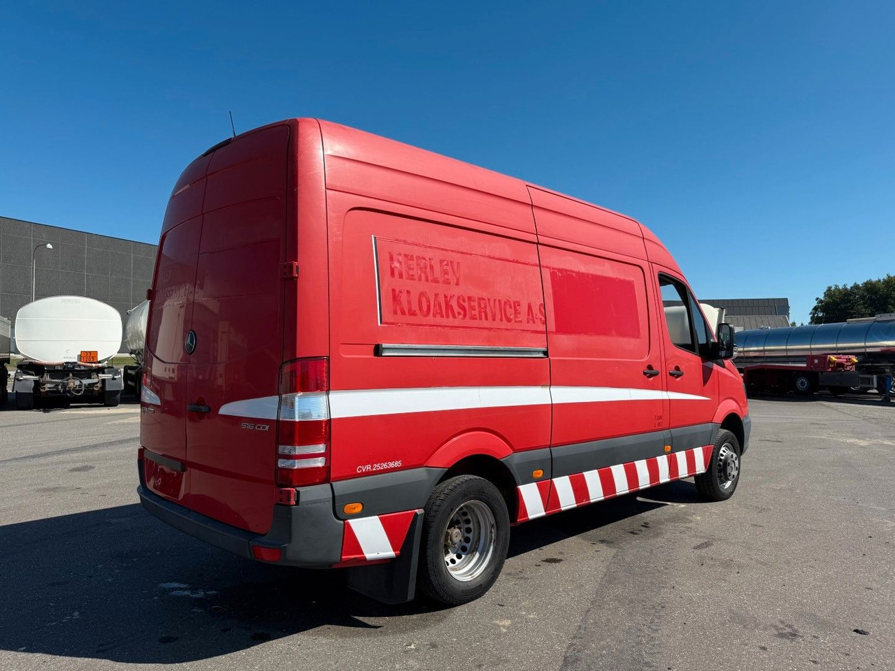 Mercedes-Benz Sprinter 516 CDI Rioned High Pressure - Vacuümwagen: afbeelding 4 Mercedes-Benz Sprinter 516 CDI Rioned High Pressure - Vacuümwagen: afbeelding 4