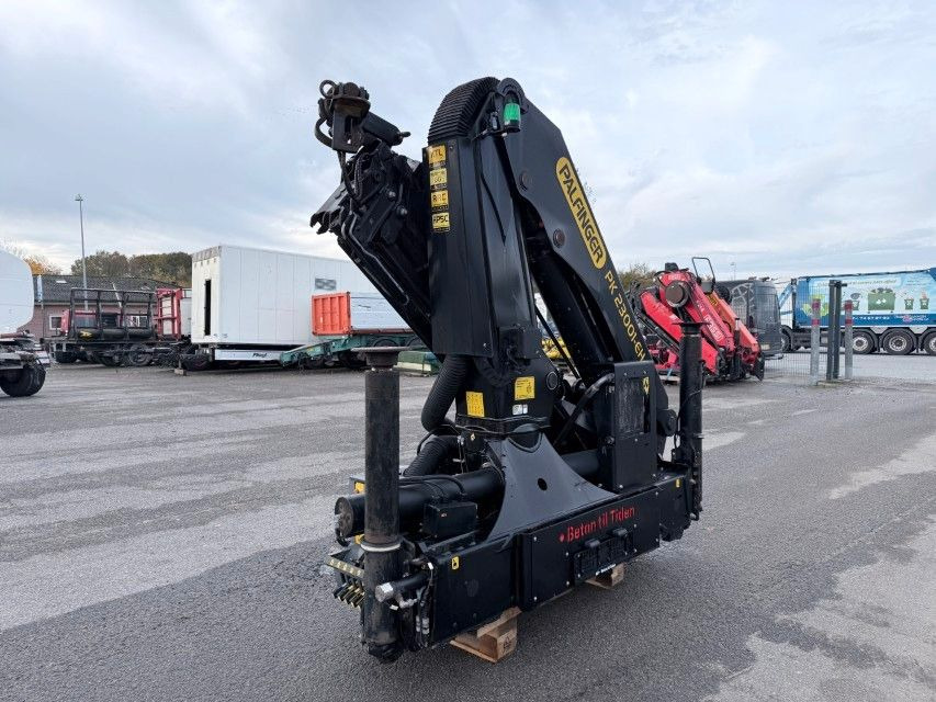 Palfinger PK 23001 EH Radio Remote / Kran / Crane - Kraanwagen: afbeelding 2 Palfinger PK 23001 EH Radio Remote / Kran / Crane - Kraanwagen: afbeelding 2