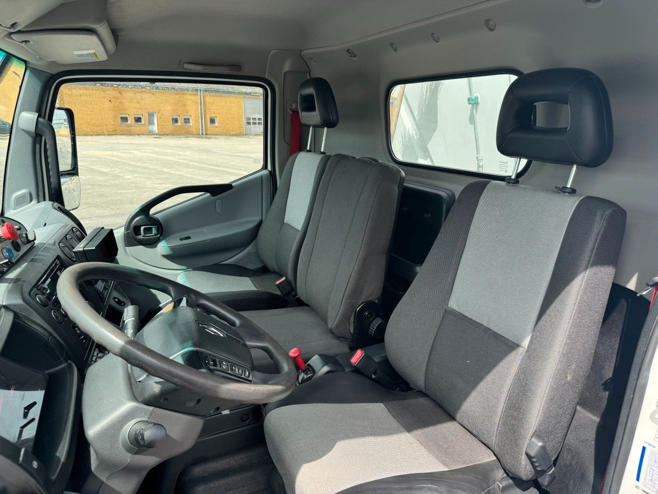 Renault D7.5 180 4x2 Semat/Techno Azimut 8 m3 Garbage - Vuilniswagen: afbeelding 5 Renault D7.5 180 4x2 Semat/Techno Azimut 8 m3 Garbage - Vuilniswagen: afbeelding 5