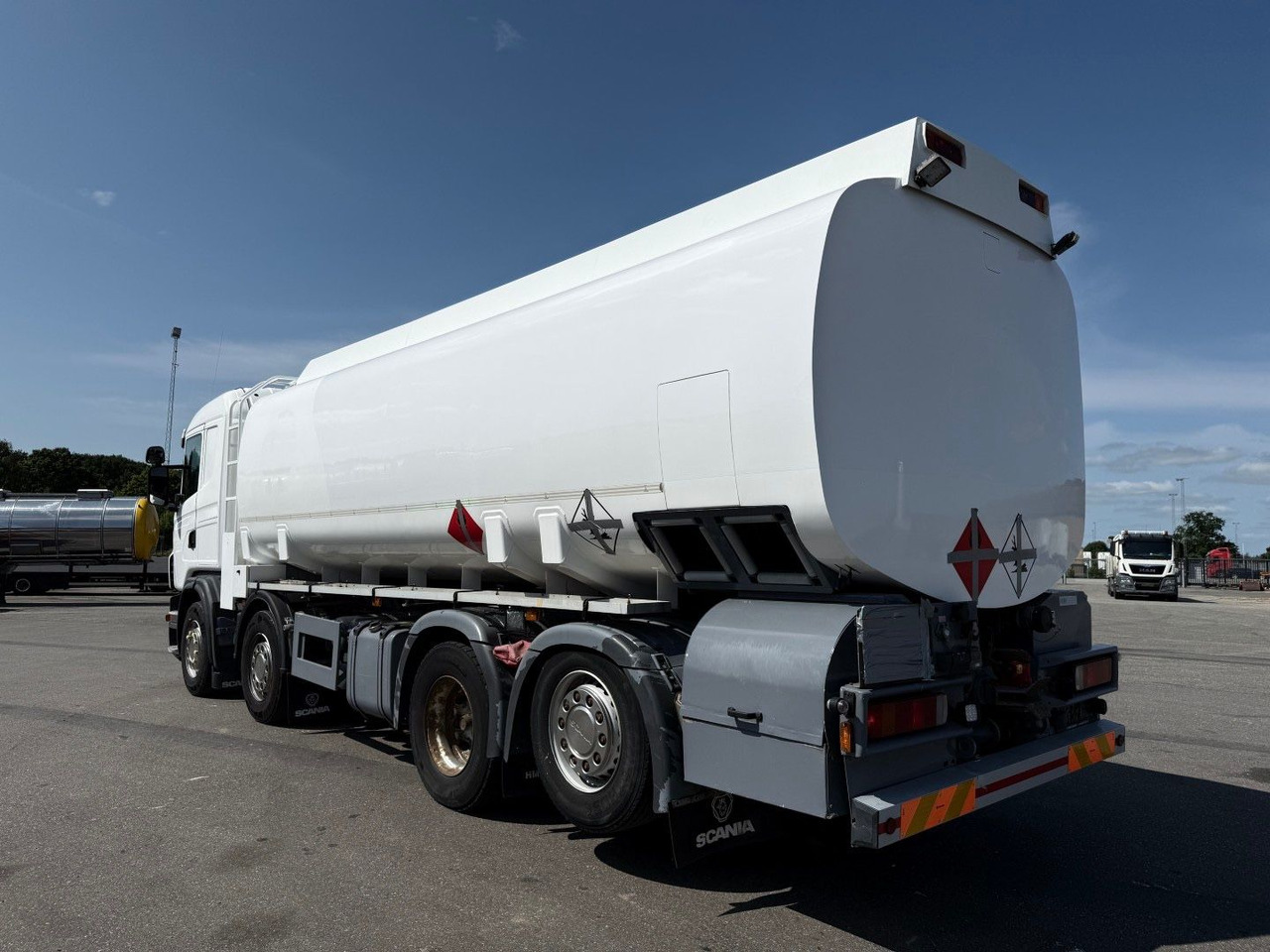 Scania G480 8x2*6 24.000 L / 5 compartments / ADR Tank - Tankwagen: afbeelding 4 Scania G480 8x2*6 24.000 L / 5 compartments / ADR Tank - Tankwagen: afbeelding 4
