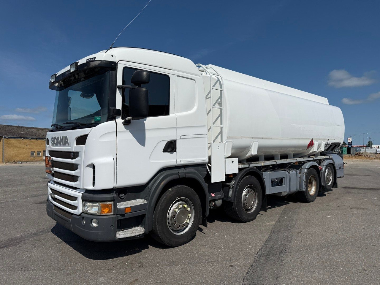 Scania G480 8x2*6 24.000 L / 5 compartments / ADR Tank - Tankwagen: afbeelding 1 Scania G480 8x2*6 24.000 L / 5 compartments / ADR Tank - Tankwagen: afbeelding 1