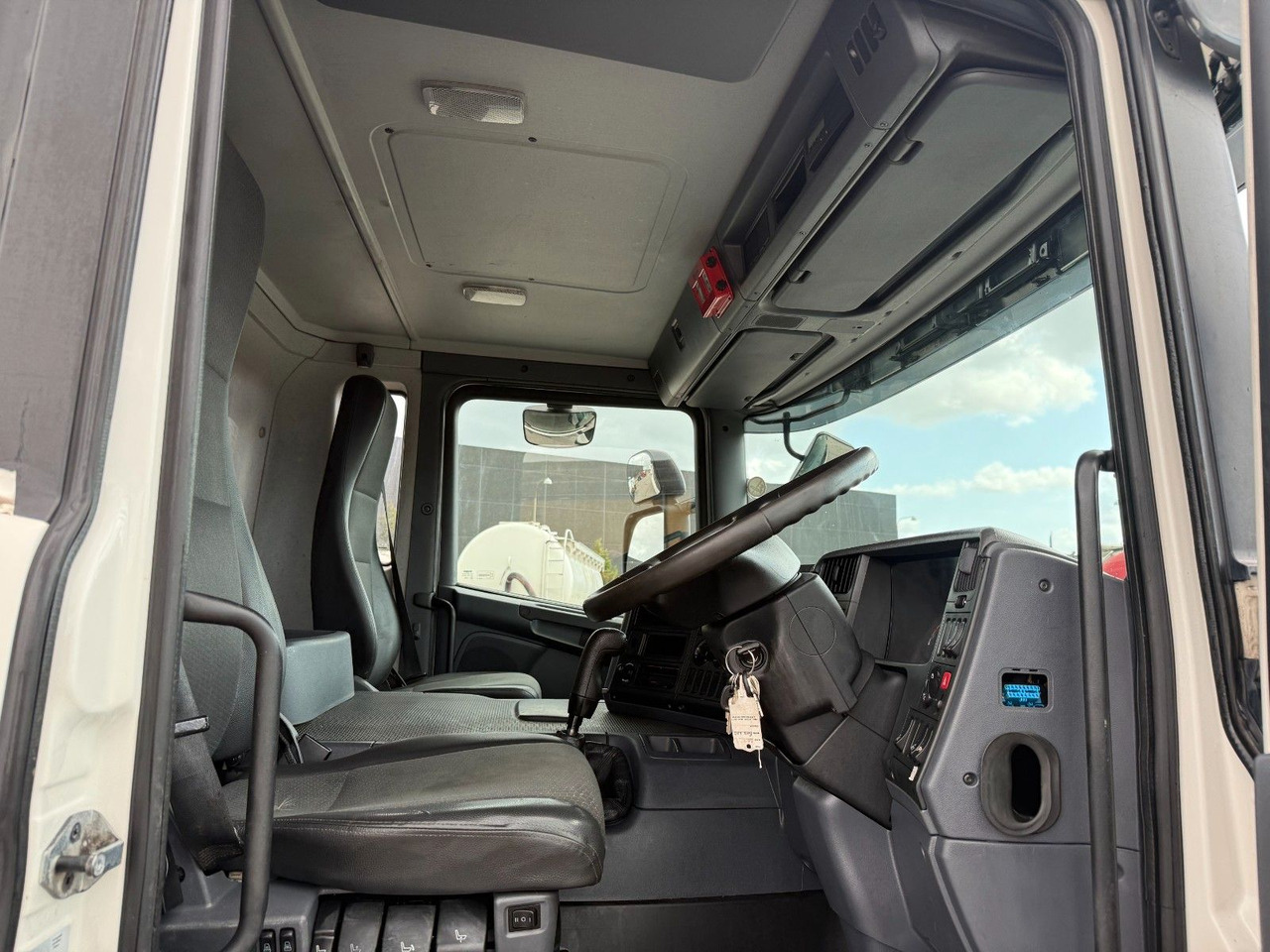 Scania P360 Euro 6 6x4 RHD Hvidtved Larsen FlexLine 312 - Vacuümwagen: afbeelding 5 Scania P360 Euro 6 6x4 RHD Hvidtved Larsen FlexLine 312 - Vacuümwagen: afbeelding 5
