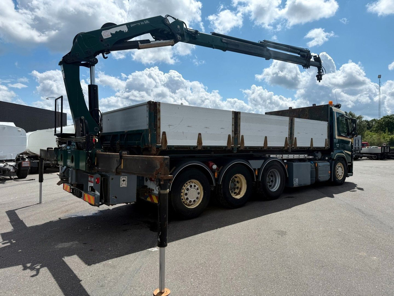 Volvo FM500 8x4*4 Tipper / Crane HMF2620-K5 - Kipper vrachtwagen, Kraanwagen: afbeelding 4 Volvo FM500 8x4*4 Tipper / Crane HMF2620-K5 - Kipper vrachtwagen, Kraanwagen: afbeelding 4