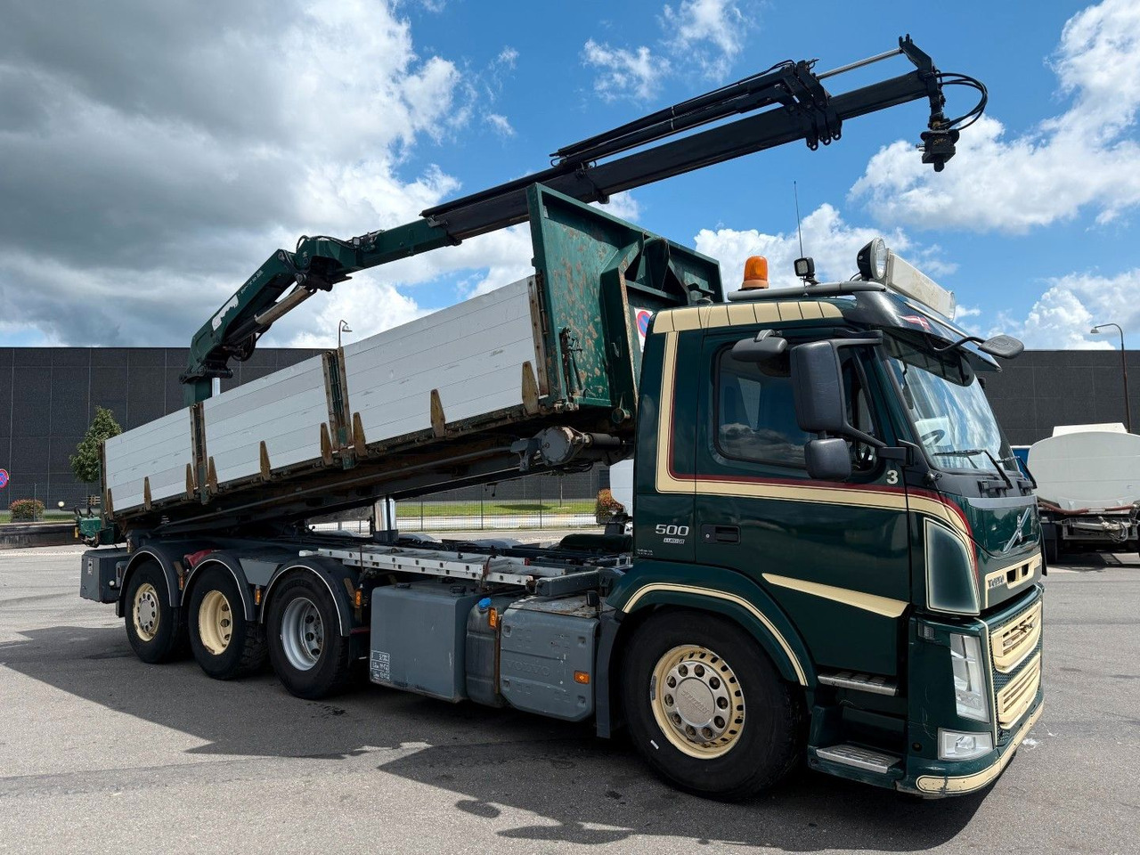 Volvo FM500 8x4*4 Tipper / Crane HMF2620-K5 - Kipper vrachtwagen, Kraanwagen: afbeelding 3 Volvo FM500 8x4*4 Tipper / Crane HMF2620-K5 - Kipper vrachtwagen, Kraanwagen: afbeelding 3