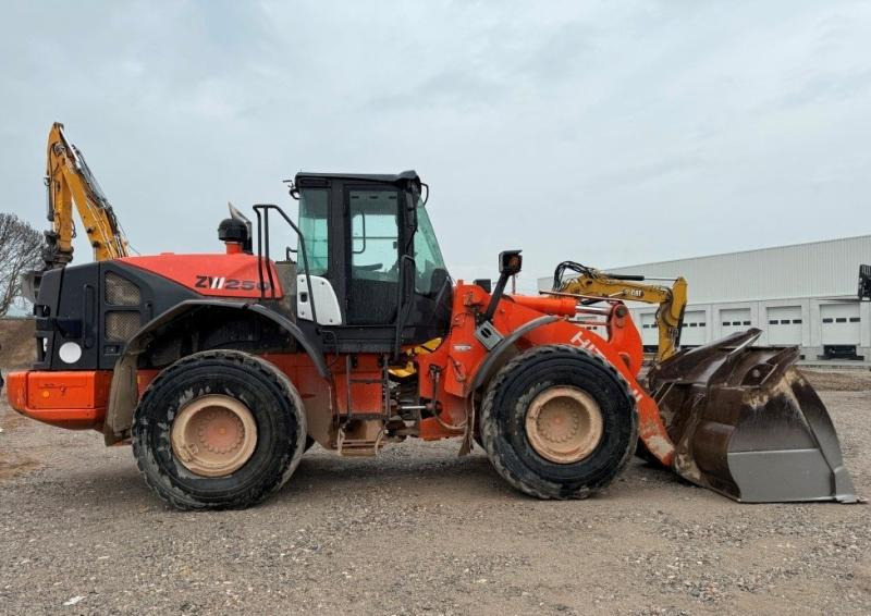 Hitachi ZW250-5B - Wiellader: afbeelding 4 Hitachi ZW250-5B - Wiellader: afbeelding 4