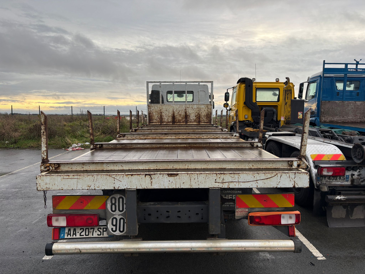 Renault Premium 370 DXI - Vrachtwagen met open laadbak: afbeelding 5 Renault Premium 370 DXI - Vrachtwagen met open laadbak: afbeelding 5