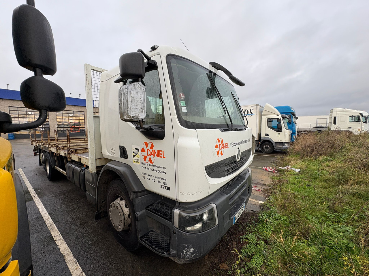 Renault Premium 370 DXI - Vrachtwagen met open laadbak: afbeelding 1 Renault Premium 370 DXI - Vrachtwagen met open laadbak: afbeelding 1