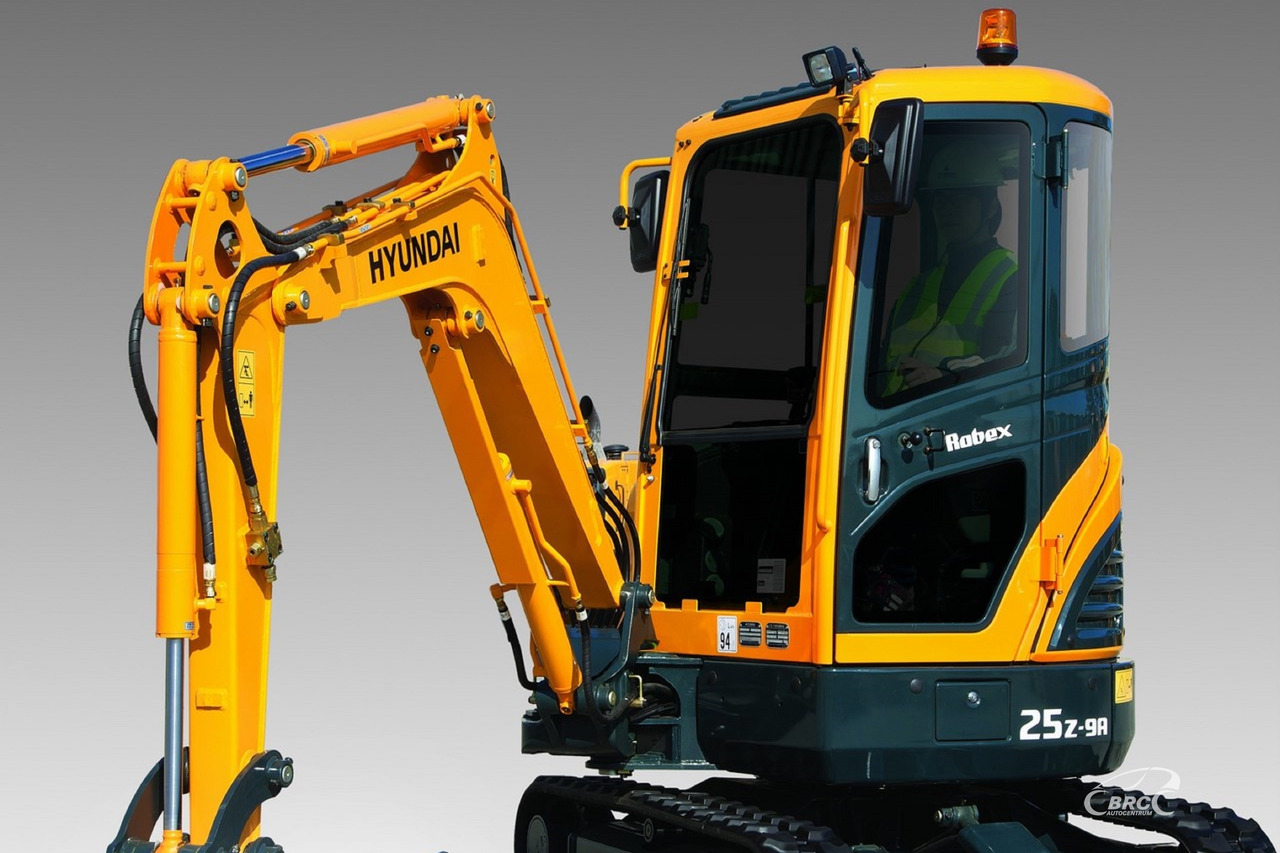 Hyundai R25Z-9AK - Minigraafmachine: afbeelding 1 Hyundai R25Z-9AK - Minigraafmachine: afbeelding 1