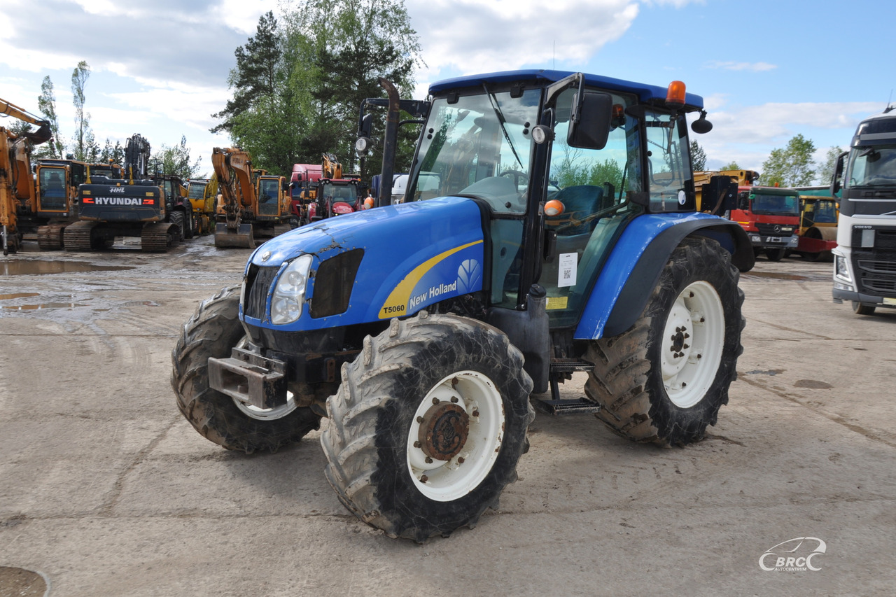 New Holland T5060 - Tractor: afbeelding 1 New Holland T5060 - Tractor: afbeelding 1