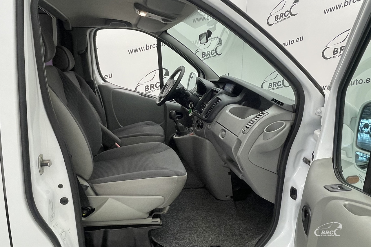 Opel Vivaro - Buscamper: afbeelding 4 Opel Vivaro - Buscamper: afbeelding 4