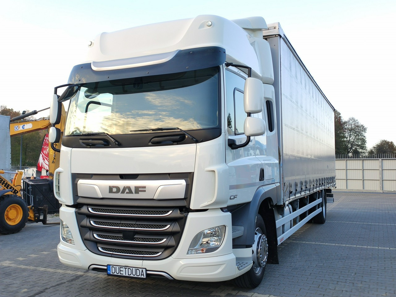 DAF CF 290 E6 Firana Tył Drzwi Dach Podnoszony / Zsuwany Długi 9.30m - Schuifzeilen vrachtwagen: afbeelding 4 DAF CF 290 E6 Firana Tył Drzwi Dach Podnoszony / Zsuwany Długi 9.30m - Schuifzeilen vrachtwagen: afbeelding 4