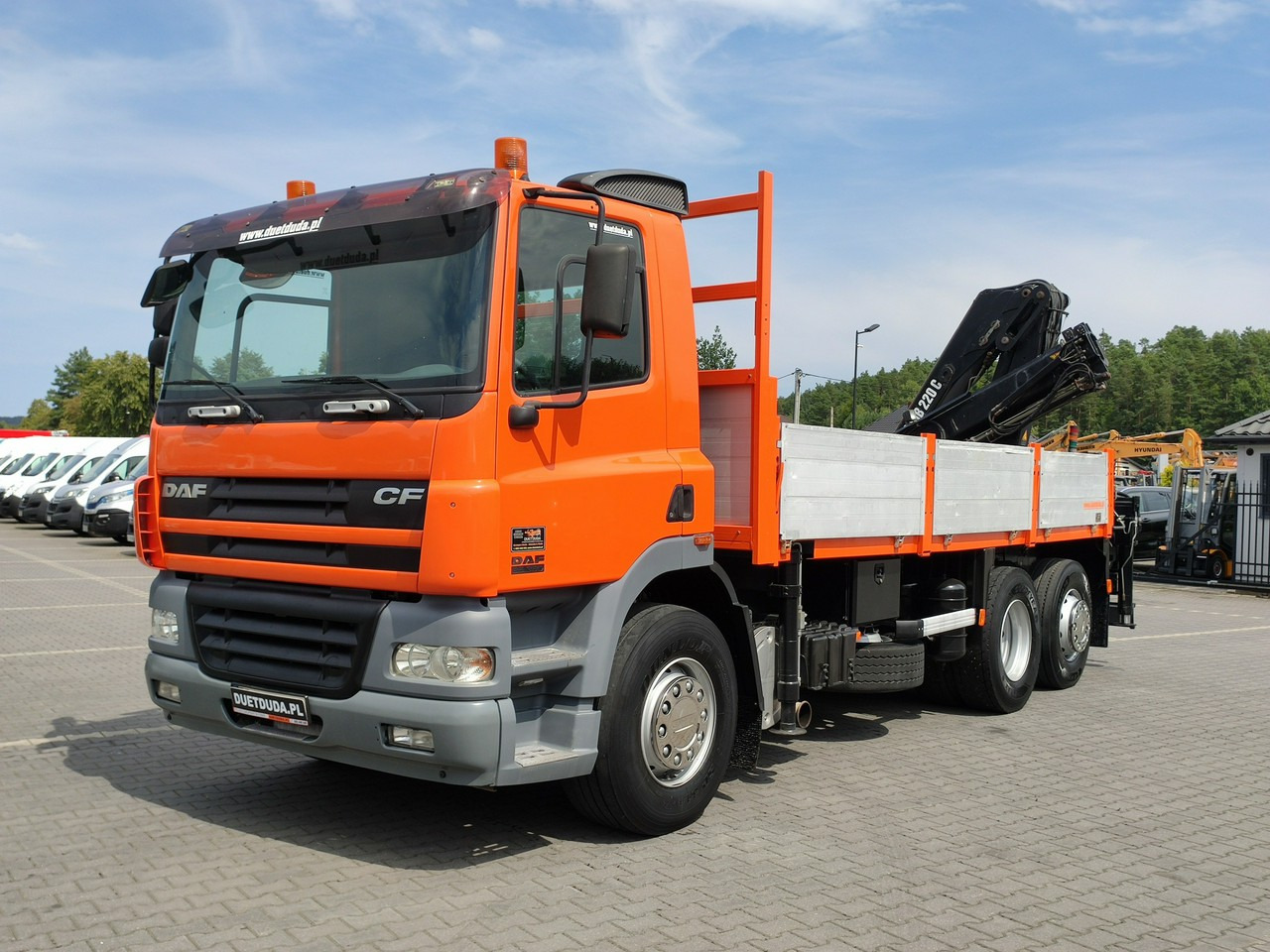 DAF CF 85.380 6x2 Oś Skrętna Skrzynia HDS HIAB 220C + Pilot - Vrachtwagen met open laadbak, Kraanwagen: afbeelding 1 DAF CF 85.380 6x2 Oś Skrętna Skrzynia HDS HIAB 220C + Pilot - Vrachtwagen met open laadbak, Kraanwagen: afbeelding 1