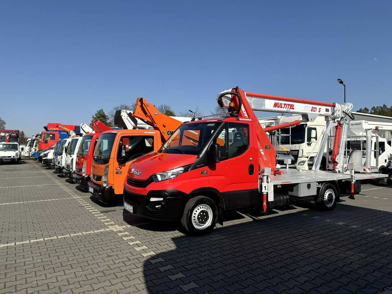 Iveco Daily 35S12 - Vrachtwagen hoogwerker: afbeelding 1 Iveco Daily 35S12 - Vrachtwagen hoogwerker: afbeelding 1